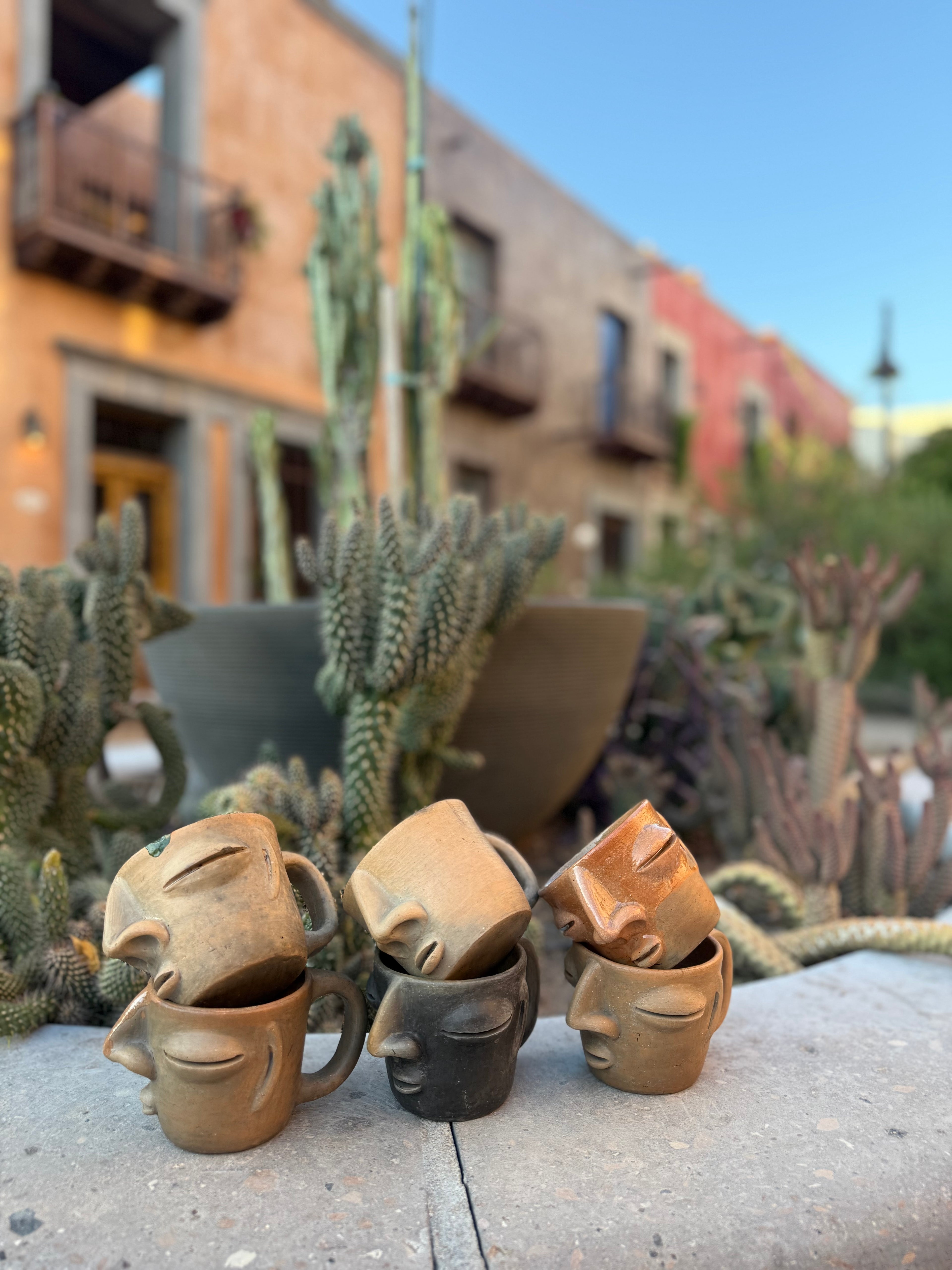 Raíces Coffee Face Clay Mug