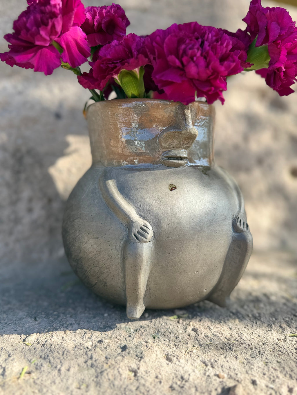 Raíces Abuelo Vase & Water Vessel